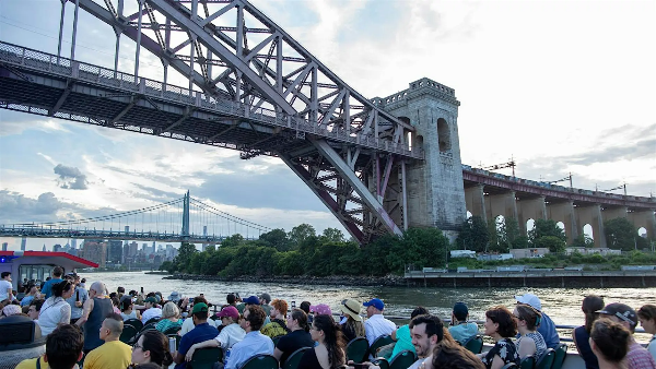 Around Manhattan Boat Tour